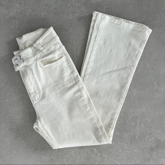 STORETS WHITE JEANS - Picture 10 of 13